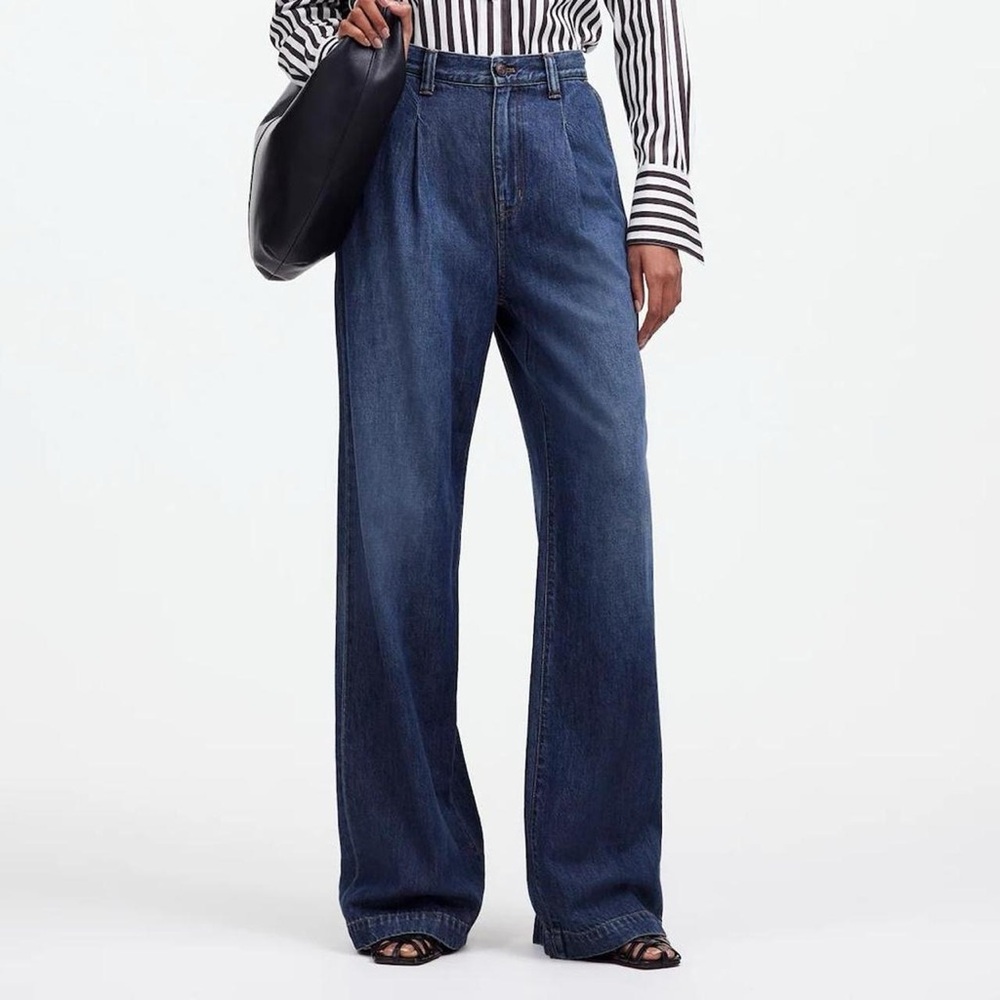 Madewell The Harlow Wide-Leg Jean: Airy Denim Edition in Fieldale Wash